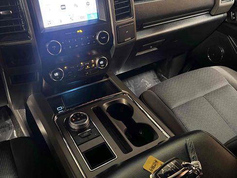 Used 2019 Ford Expedition Max XLT RWD image 30