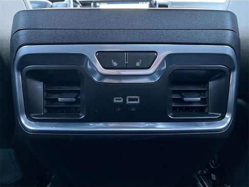 Used 2024 Chevrolet Silverado 1500 High Country w/ High Country Premium Package image 28