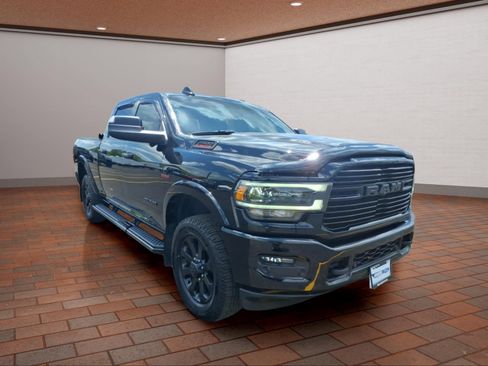 Used 2020 RAM 2500 Laramie w/ Night Edition AWD/4WD image 2