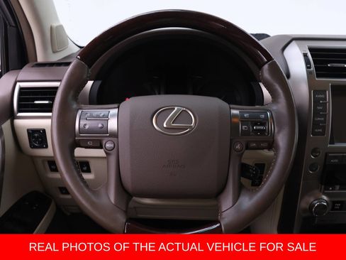 Used 2018 Lexus GX 460 Luxury AWD/4WD image 13