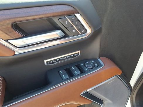 Used 2023 GMC Sierra 1500 Denali Ultimate image 18