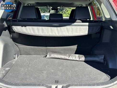 Used 2023 Toyota RAV4 XLE Premium image 6