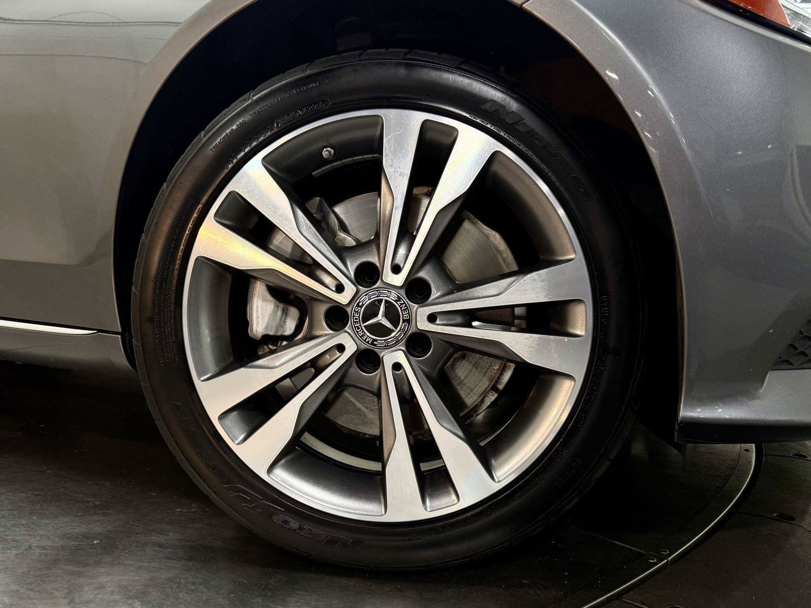 Used 2021 Mercedes-Benz C 300 4MATIC Sedan image 11