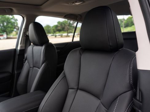 New 2025 Subaru Legacy Limited w/ Popular Package #3 image 17