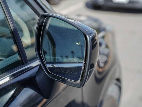 Used 2018 Subaru Forester 2.5i Limited image 11