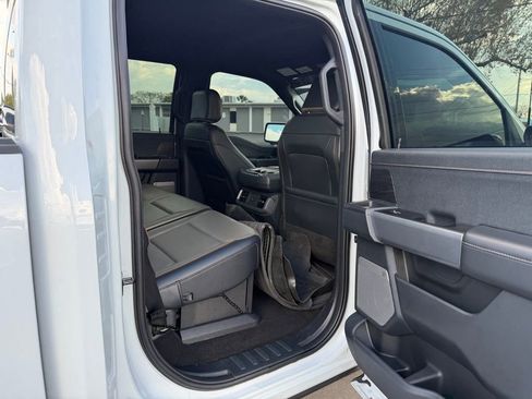 Used 2025 Ford F150 Lariat w/ FX4 Off-Road Package image 32