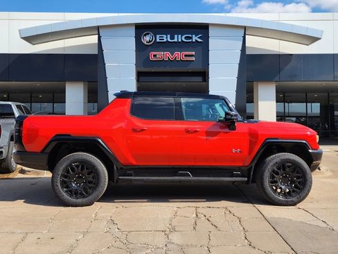 New 2026 GMC Hummer EV 4x4 Crew Cab image 2