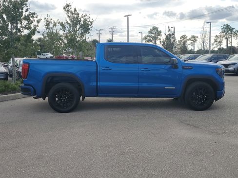 Used 2022 GMC Sierra 1500 Elevation image 3