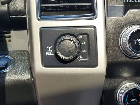 Used 2020 Ford F150 Lariat w/ Equipment Group 502A Luxury AWD/4WD image 18