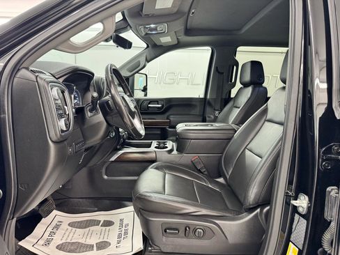 Used 2020 GMC Sierra 2500 SLT w/ SLT Premium Plus Package AWD/4WD image 9