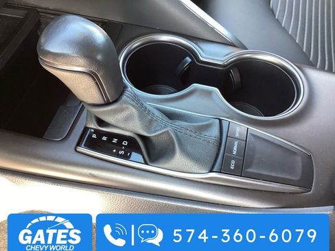 Used 2024 Toyota Camry SE image 22