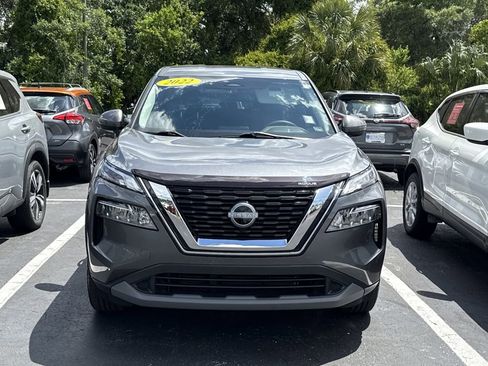 Used 2022 Nissan Rogue SV FWD image 3