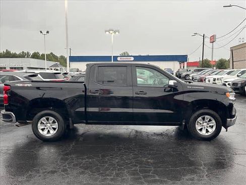 Used 2025 Chevrolet Silverado 1500 LT AWD/4WD image 2