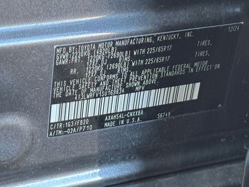 Used 2025 Toyota RAV4 LE image 29