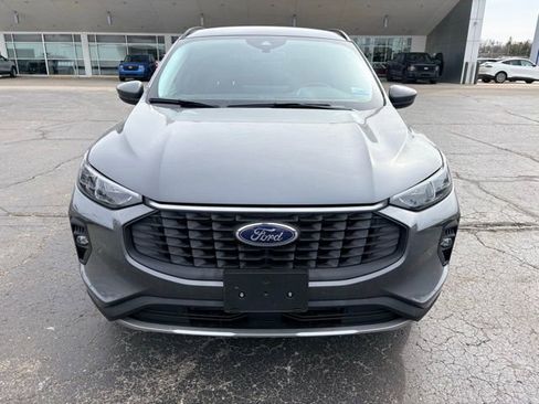 Used 2025 Ford Escape Platinum image 8