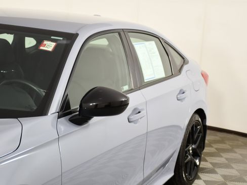 Used 2024 Honda Civic Sport image 13