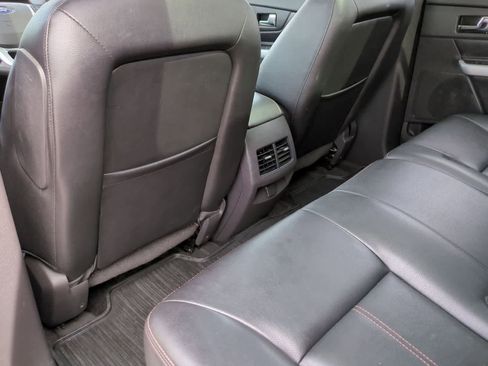 Used 2012 Ford Edge SEL image 17