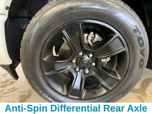 Used 2024 RAM 1500 Big Horn AWD/4WD image 29