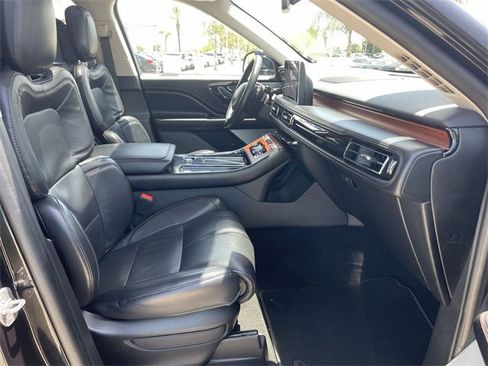 Used 2021 Lincoln Aviator Reserve w/ Equipment Group 202A image 29