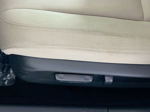 Used 2020 Honda Civic EX image 17