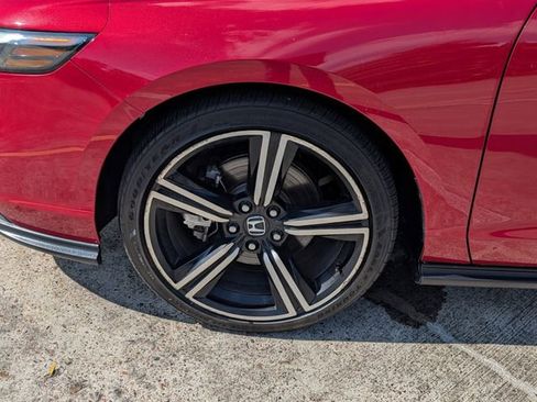 Used 2023 Honda Accord Sport image 7