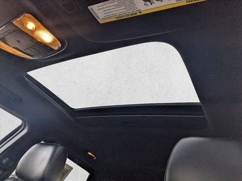 Used 2014 Jeep Grand Cherokee Limited image 18