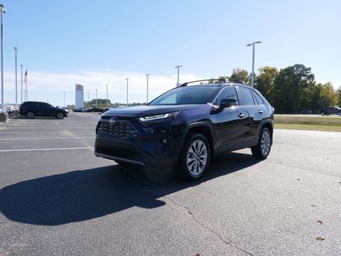 Used 2025 Toyota RAV4 Limited image 6