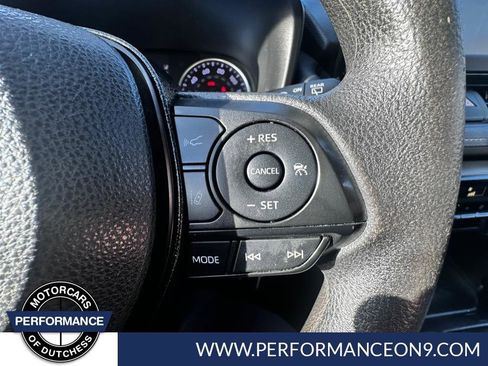 Used 2019 Toyota RAV4 LE w/ Carpet Mat Package image 17