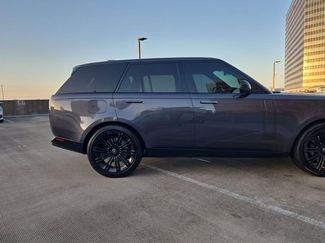 Used 2024 Land Rover Range Rover SE video 4