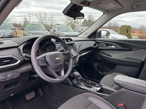 Used 2023 Chevrolet TrailBlazer LT image 19