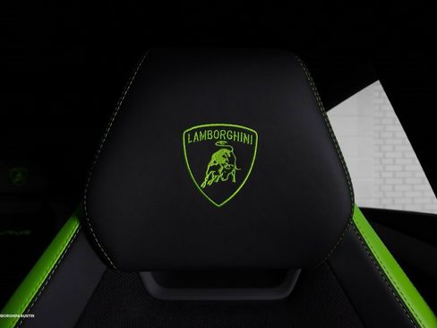 Used 2024 Lamborghini Urus S image 34