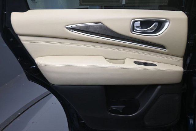 Used 2018 INFINITI QX60 FWD image 23