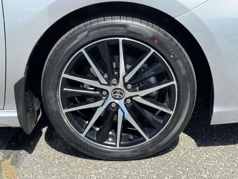 Certified 2023 Toyota Camry SE image 6