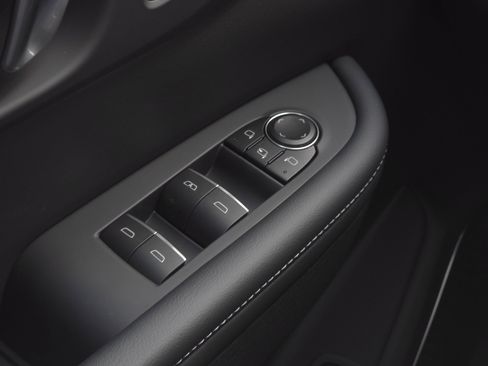 New 2026 Buick Enclave Sport Touring w/ Power Package image 31