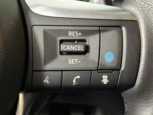 Certified 2025 INFINITI QX60 Luxe image 30