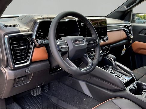 New 2026 GMC Canyon AT4 AWD/4WD image 15