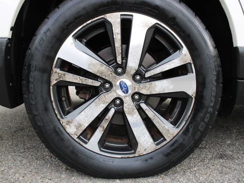 Used 2019 Subaru Outback 2.5i Limited image 22