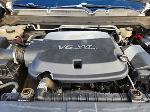 Used 2017 GMC Canyon SLT w/ Trailering Package image 23