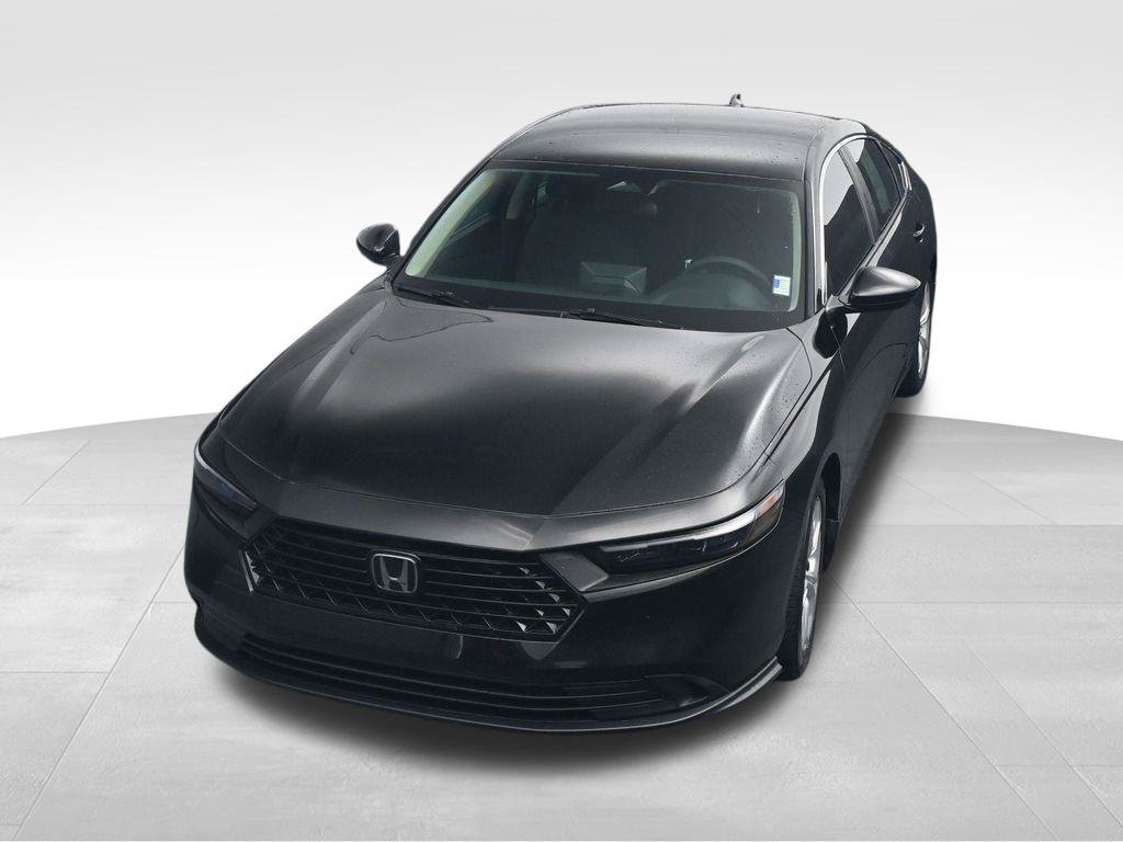Used 2025 Honda Accord LX image 30