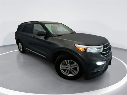 Used 2020 Ford Explorer XLT w/ Equipment Group 202A image 1