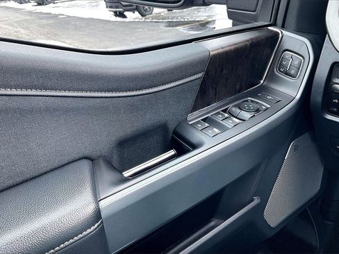 Used 2024 Ford F250 Lariat w/ Lariat Ultimate Package image 37