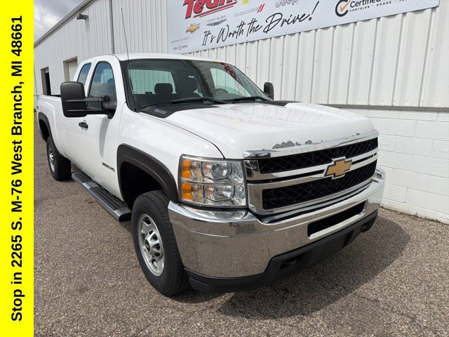 Used 2013 Chevrolet Silverado 2500 W/T AWD/4WD image 4
