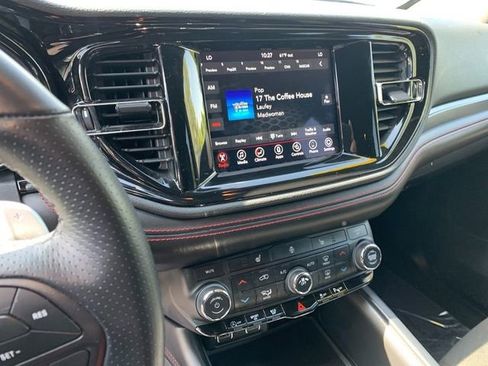 Used 2023 Dodge Durango GT AWD/4WD image 23