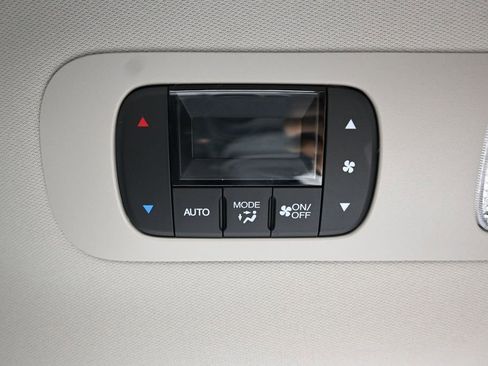Used 2025 Honda Odyssey Touring image 19