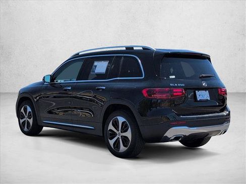 New 2025 Mercedes-Benz GLB 250 image 9