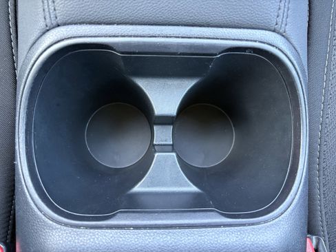 Used 2025 Subaru Outback Premium image 22