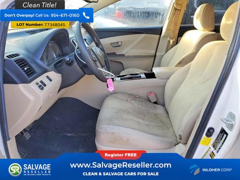 Used 2013 Toyota Venza LE w/ LE Convenience Pkg image 9