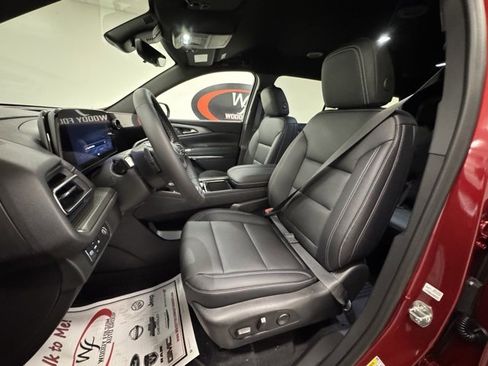 New 2026 Chevrolet Traverse LT w/ Midnight/Sport Edition image 15