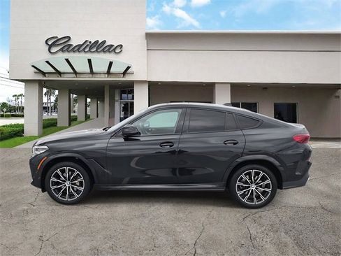Used 2023 BMW X6 xDrive40i w/ M Sport Package image 2