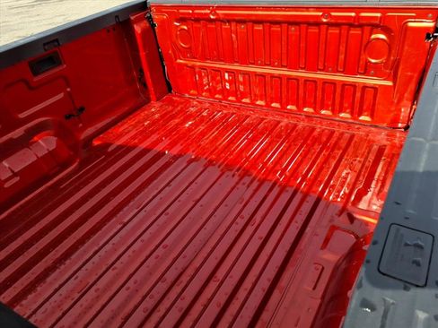 Used 2024 Ford Ranger XLT w/ FX4 Off-Road Package image 5